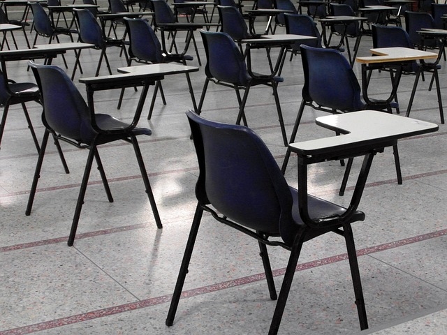 UK crackdown on extra time in exams, according to Ofqual